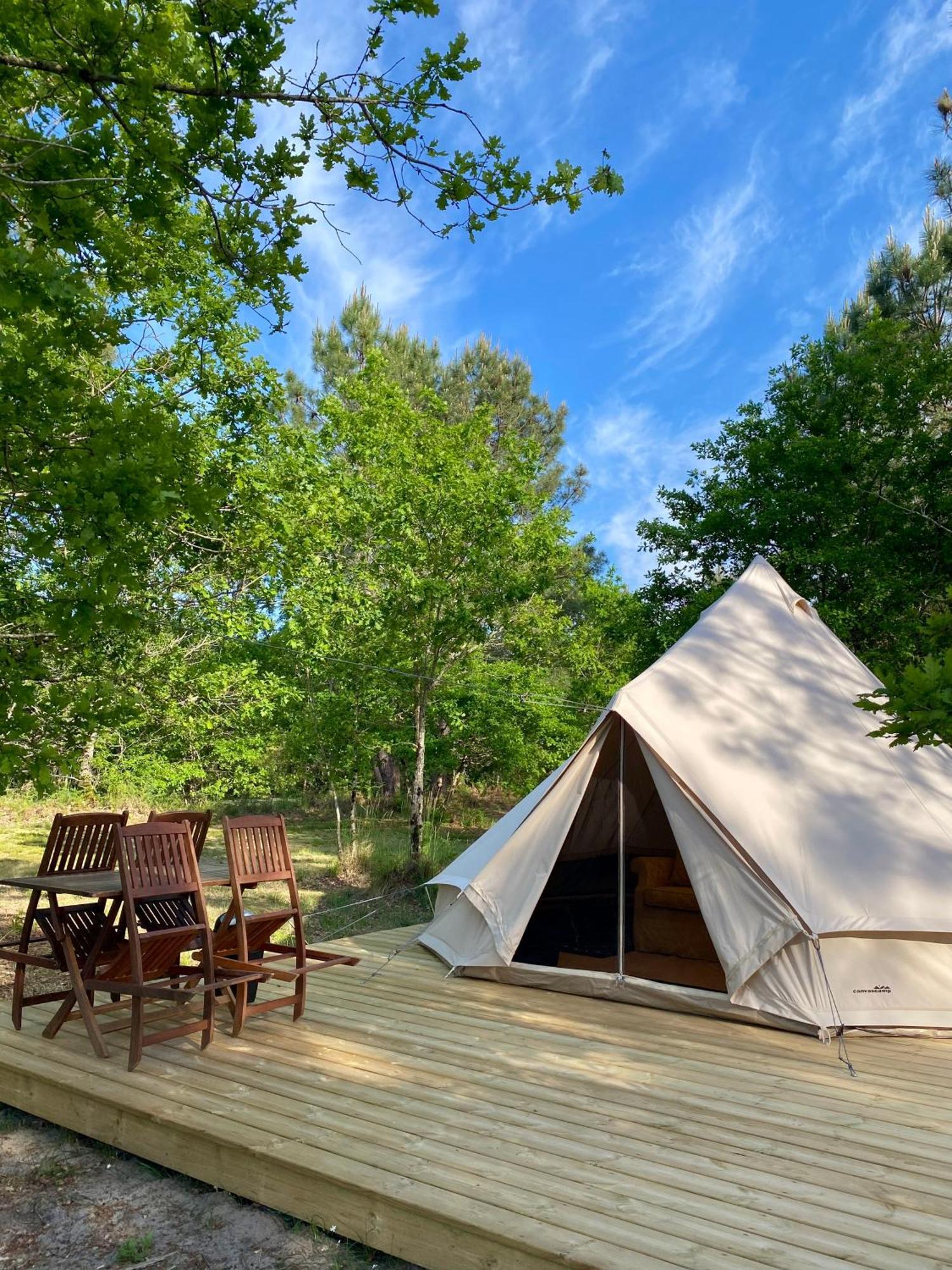 Camping La Kahute - Tente Lodge Au Coeur De La Foret Carcans Esterno foto