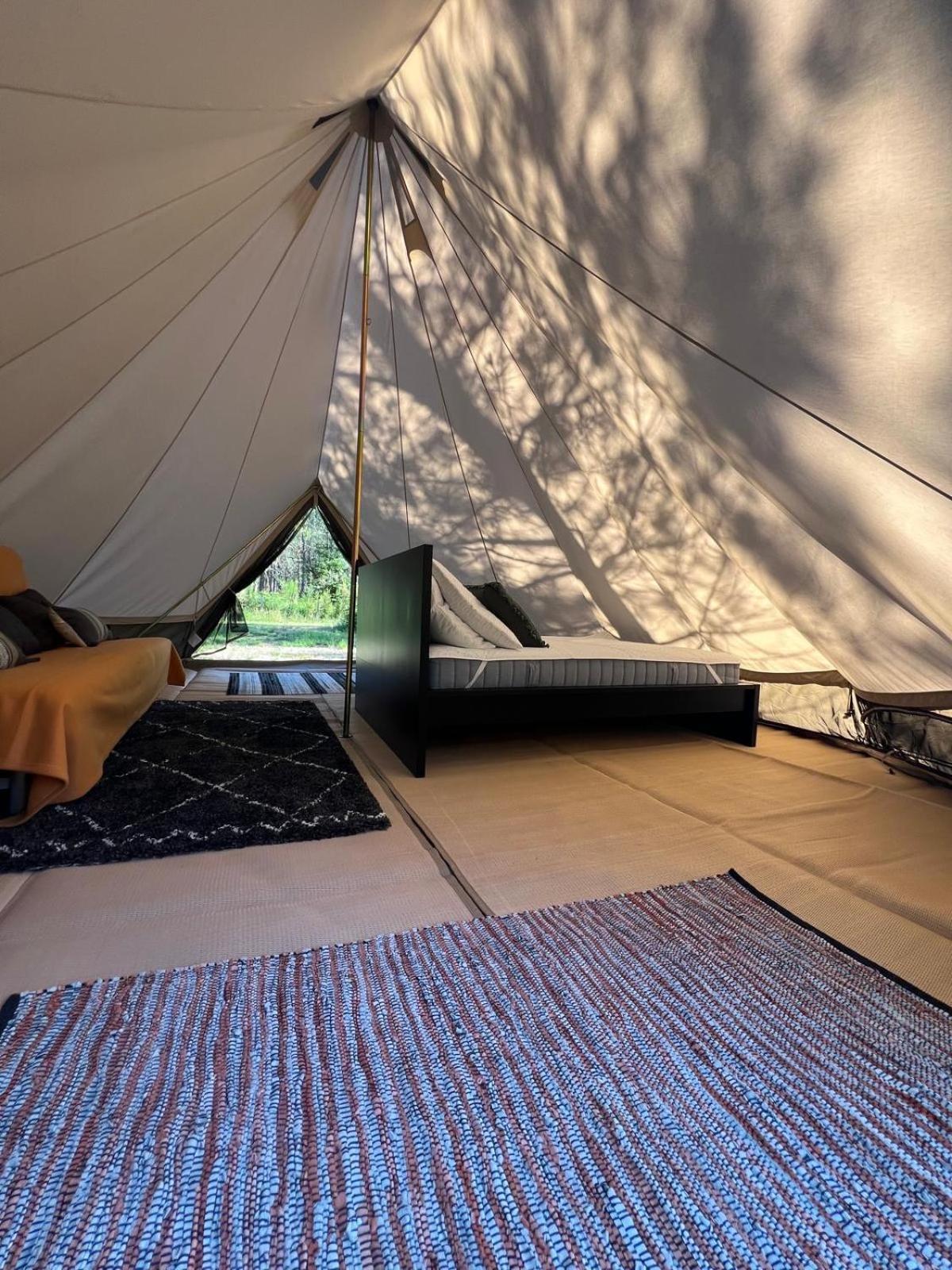 Camping La Kahute - Tente Lodge Au Coeur De La Foret Carcans Esterno foto