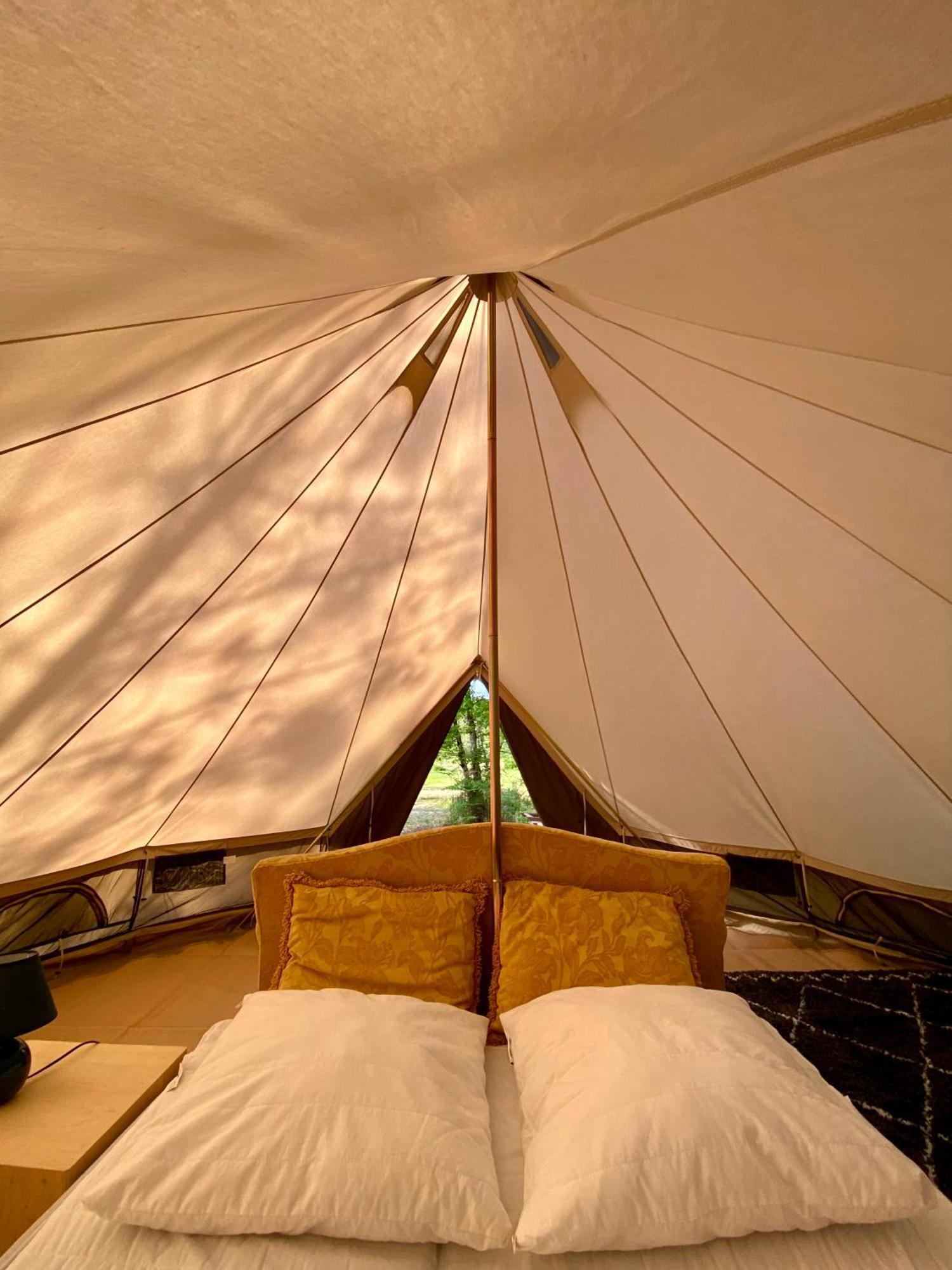 Camping La Kahute - Tente Lodge Au Coeur De La Foret Carcans Esterno foto